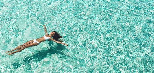 Winkearme (Bingo Wings): Ursachen, Lösungen und Tipps zum Straffen der Oberarme